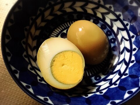 ちょっと甘めが美味しい煮卵